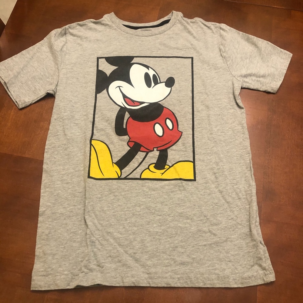 ⭐️LAST CHANCE⭐️Old Navy Mickey tee Kids XL